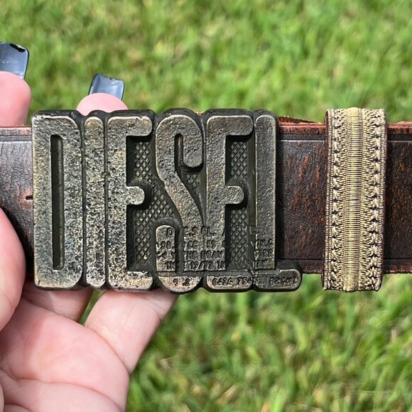 Diesel 1978 Metal Logo Buckle Designer Cow Leather Belt Size 38 - Picture 1 of 10